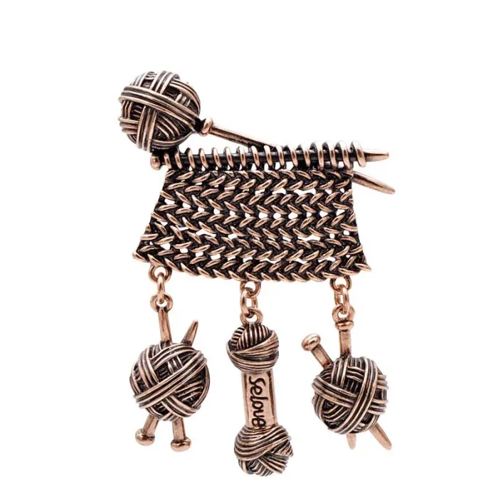 Weefbal / garen - vintage brocheBroches