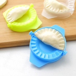 Plastic dumplings makerBakvormen