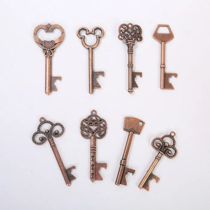 Key shaped bottle opener - vintage keychainBar producten