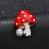 Paddestoel met parel - elegante brocheBroches