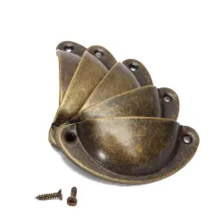 Schelpvormige meubelgrepen met schroeven - 8 stuksMeubels